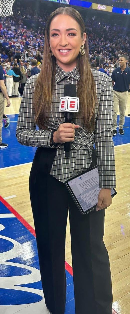 Cassidy Hubbarth Receives Moving Tribute From ESPN Crew Cassidy Hubbarth Receives Moving Tribute From ESPN Crew