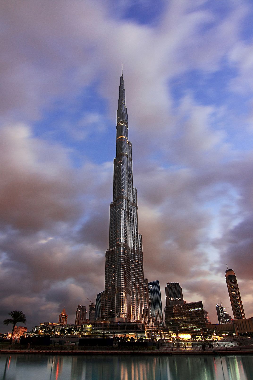 Construction Resumes On World's Tallest Abandoned Skyscraper Construction Resumes On World's Tallest Abandoned Skyscraper