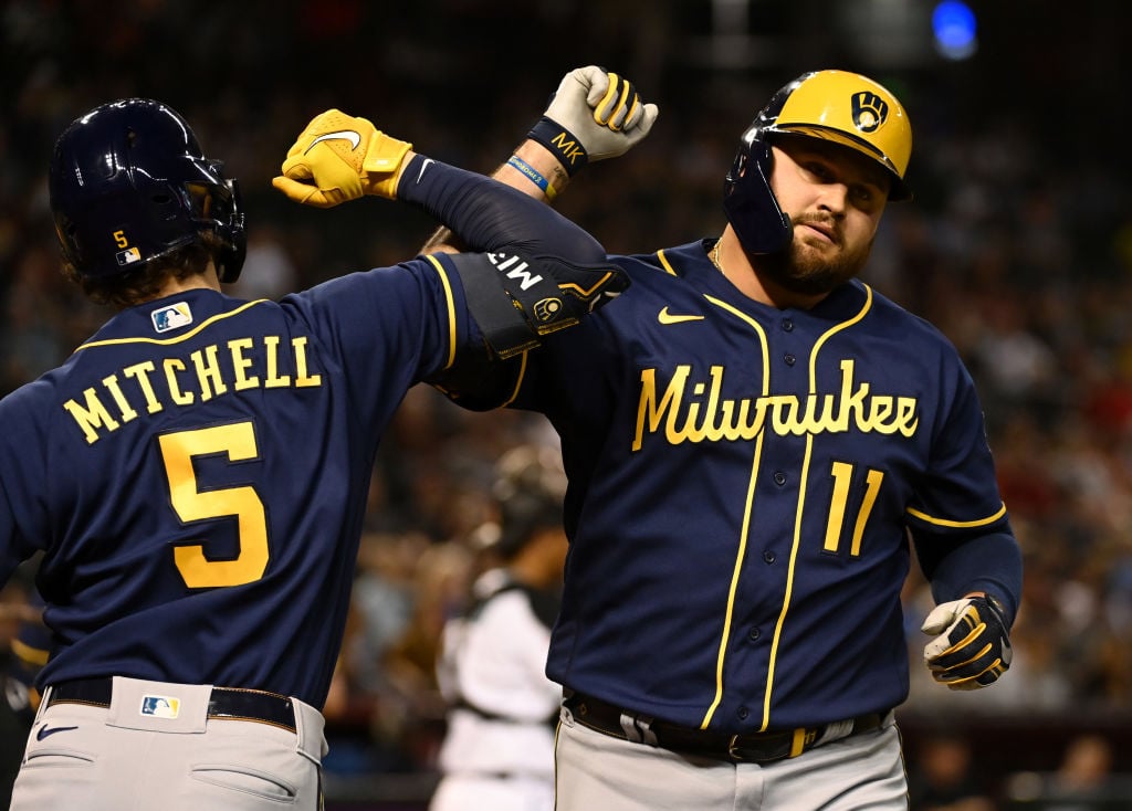 Diamondbacks' Five-Run Rally Delivers Walk-Off Win Against Brewers Diamondbacks' Five-Run Rally Delivers Walk-Off Win Against Brewers