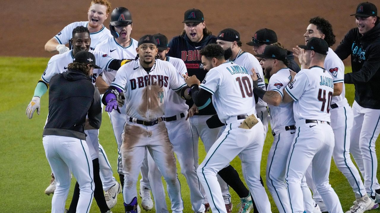 Dramatic Win For D-backs: Five Runs In Ninth For Walk-Off Dramatic Win For D-backs: Five Runs In Ninth For Walk-Off
