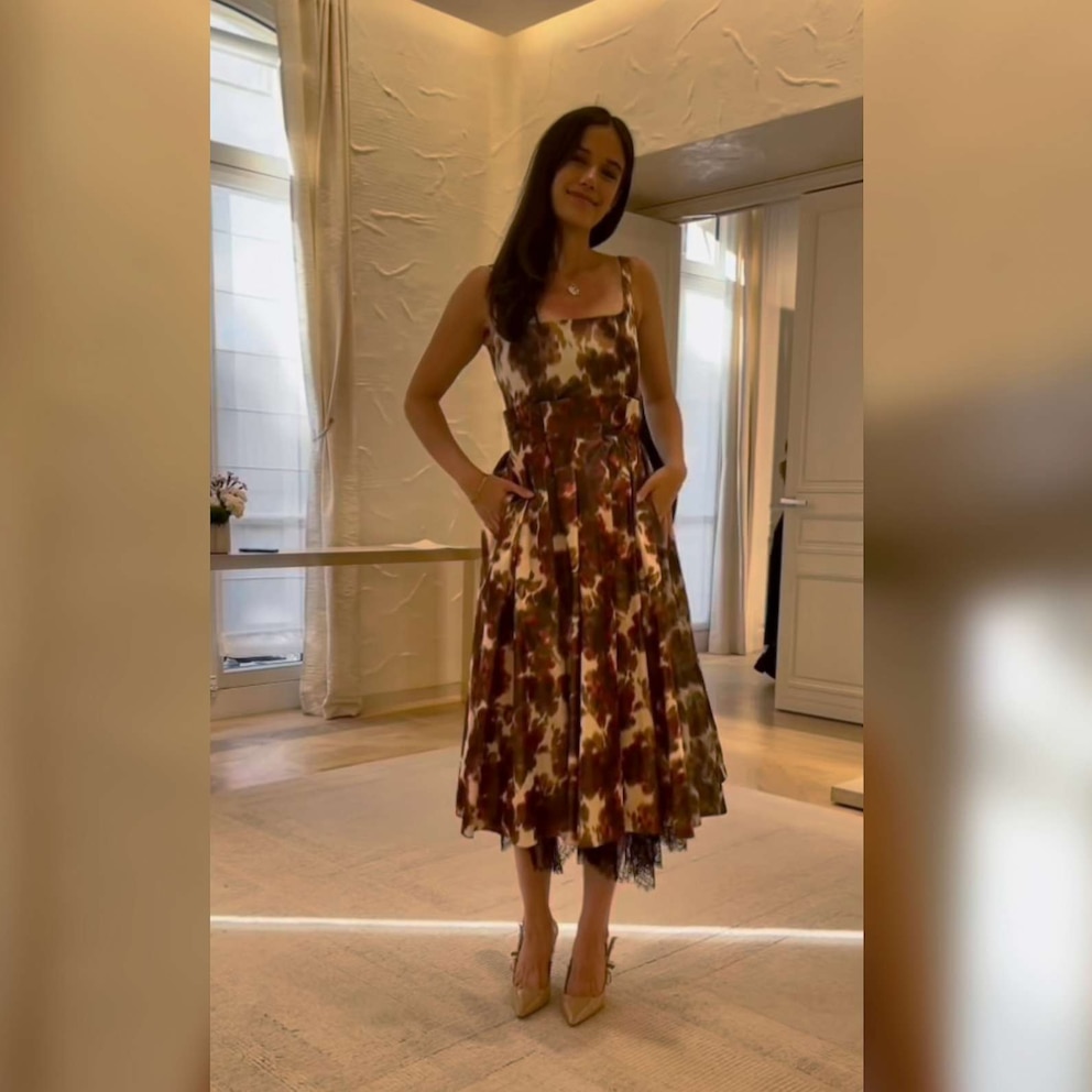 Ella Bleu Travolta: From Star Daughter To Style Icon Ella Bleu Travolta: From Star Daughter To Style Icon