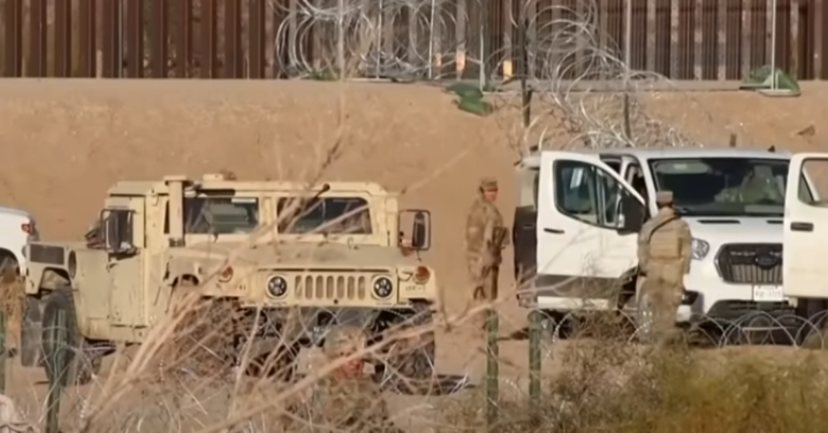 Fewer Border Crossings: White House Reports Decline At Canada-U.S. Border Fewer Border Crossings: White House Reports Decline At Canada-U.S. Border