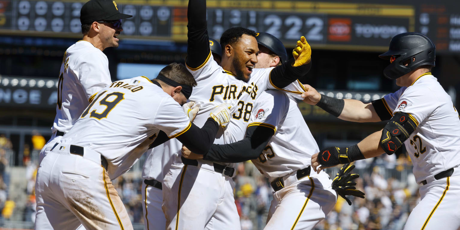 Pirates' Walk-Off Victory Ends Yankees' Extra-Innings Battle Pirates' Walk-Off Victory Ends Yankees' Extra-Innings Battle