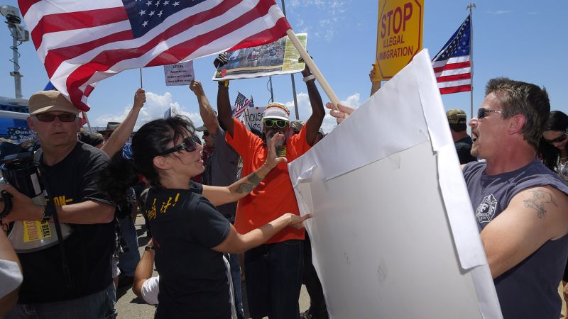 The White House Reports A Decrease In Illegal Immigration At The U.S.-Canada Border The White House Reports A Decrease In Illegal Immigration At The U.S.-Canada Border